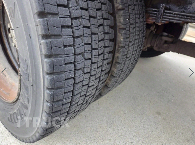 현대 살수차 메가트럭 스텐탱크 7,500L 수동 18