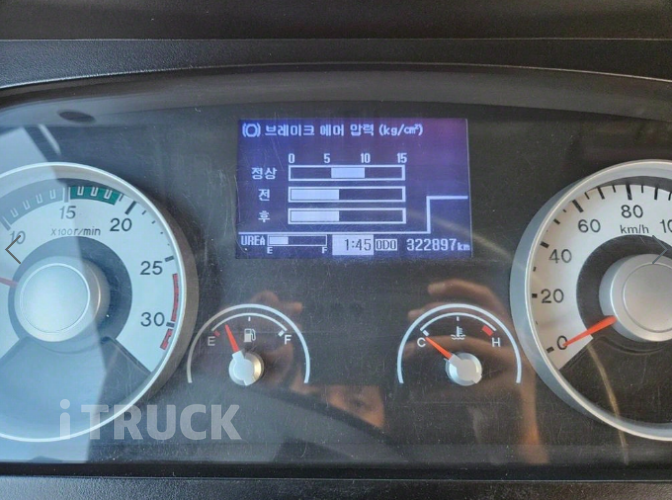 현대 살수차 메가트럭 스텐탱크 7,200L 수동 17