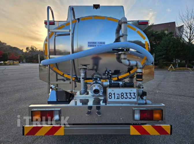 현대 살수차 메가트럭 스텐탱크 7,200L 수동 7
