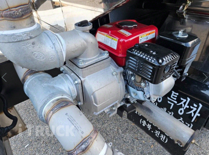 현대 살수차 메가트럭 스텐탱크 7,200L 수동 8