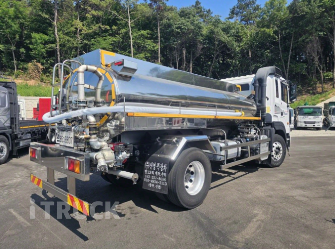 현대 살수차 뉴파워트럭 스텐탱크 8,000L 수동 2