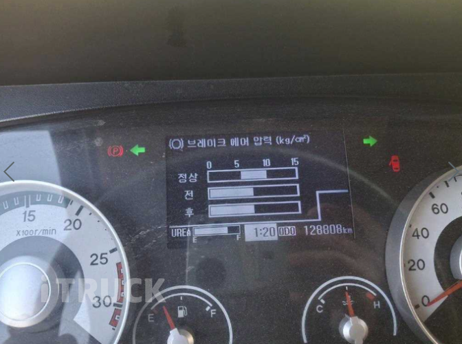 현대 살수차 메가트럭 스텐탱크 7,000L 수동 13