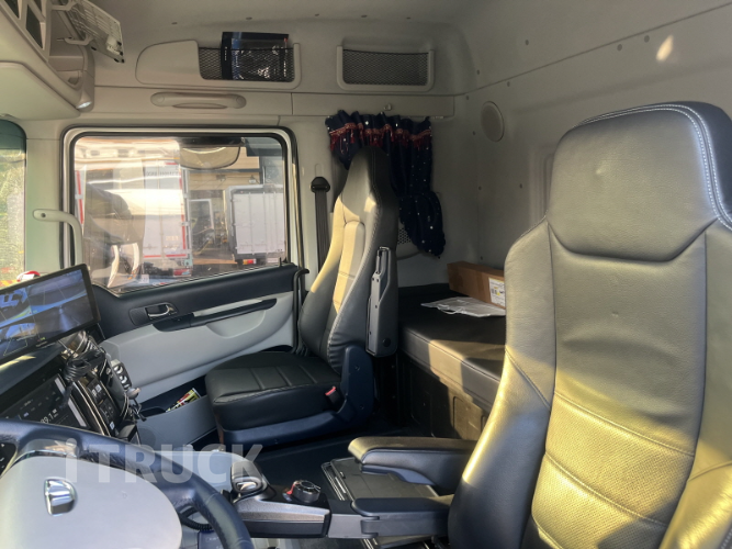 타타대우 맥쎈 320 후축 윙바디 8.5톤 오토 8