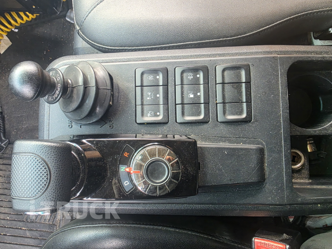 타타대우 더쎈 4톤 광폭 냉동탑 12