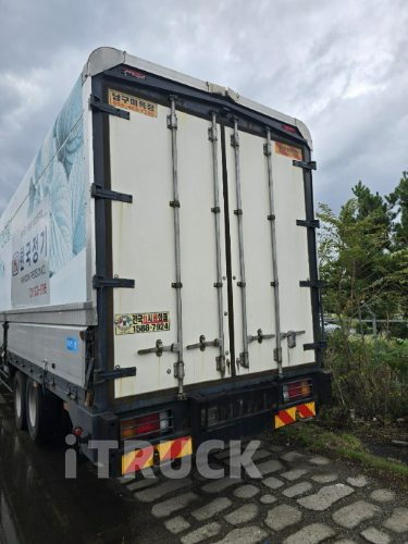 현대 메가트럭 250 후축 윙바디 6.5톤 수동 3