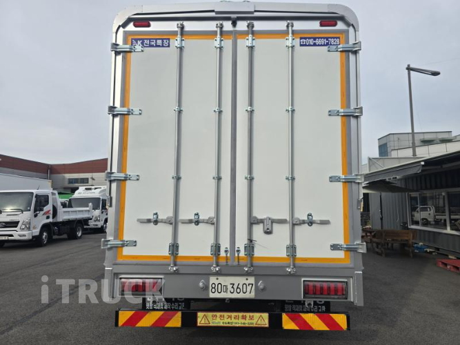 현대 파비스 300 후축 윙바디 5톤 오토 4