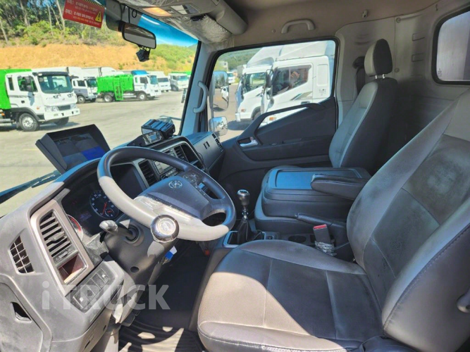 현대 올뉴마이티 2.5톤 냉동탑 투냉 12