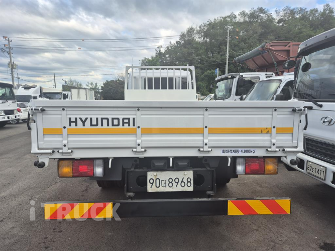 현대 메가트럭 250 단바리 카고 5톤 수동 6