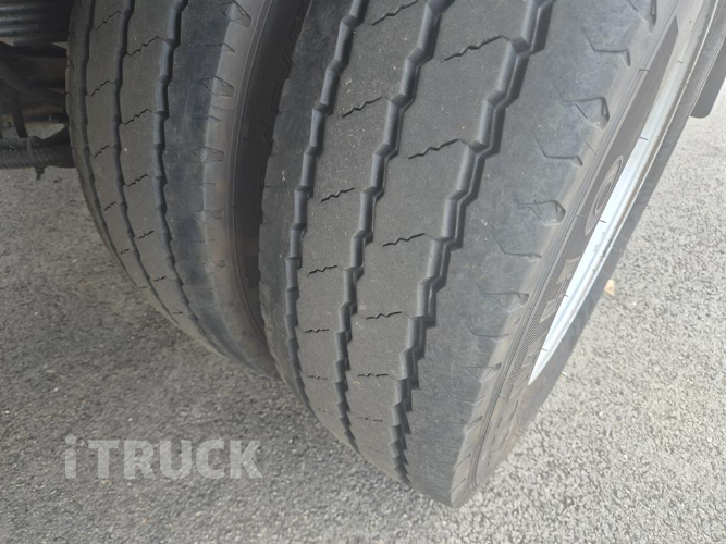 현대 메가트럭 250 단바리 카고 5톤 수동 12