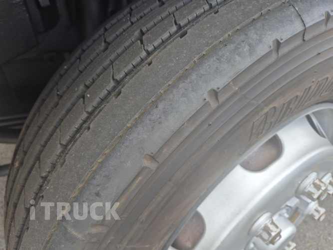 현대 메가트럭 250 단바리 카고 5톤 수동 11