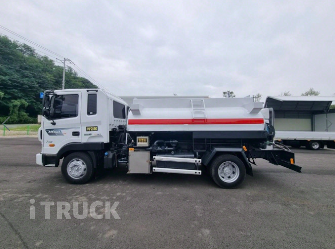 현대 탱크로리 메가트럭 5,000L 수동 5