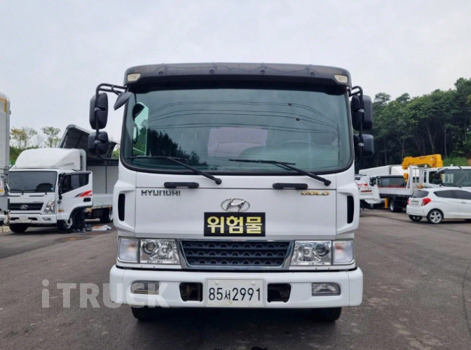 현대 탱크로리 메가트럭 5,000L 수동 4