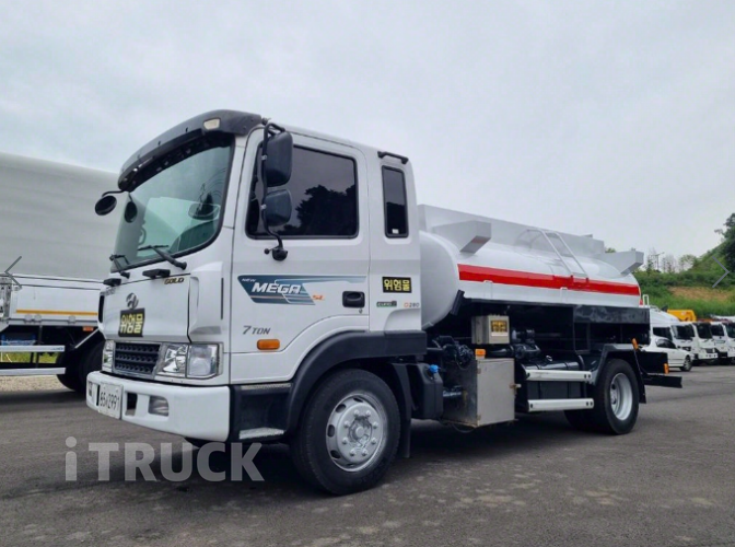 현대 탱크로리 메가트럭 5,000L 수동 0
