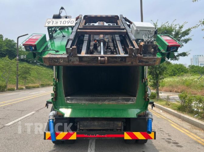 현대 음식물차 파비스 5톤 덤프식 배출 9