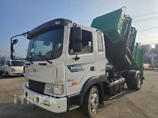 현대 음식물차 메가트럭 5톤 13