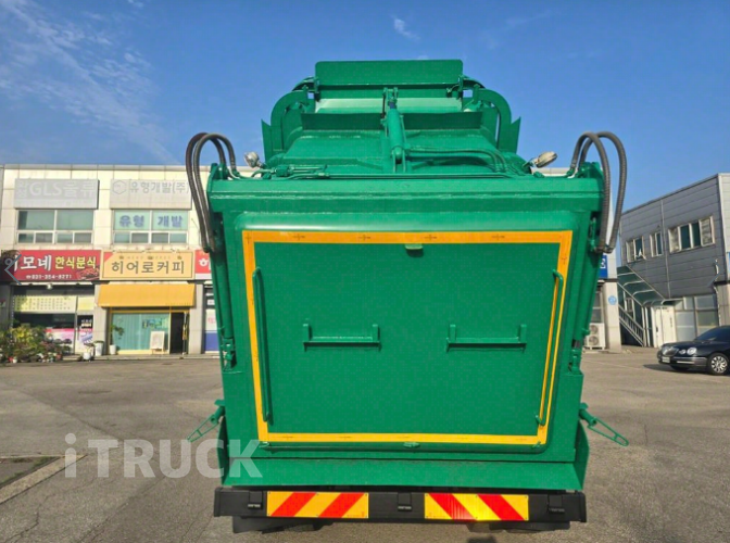 현대 음식물차 메가트럭 5톤 12