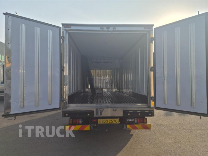 이스즈 엘프 3.5톤 냉동탑 조르다 8