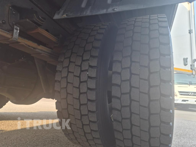 이스즈 엘프 3.5톤 냉동탑 조르다 15