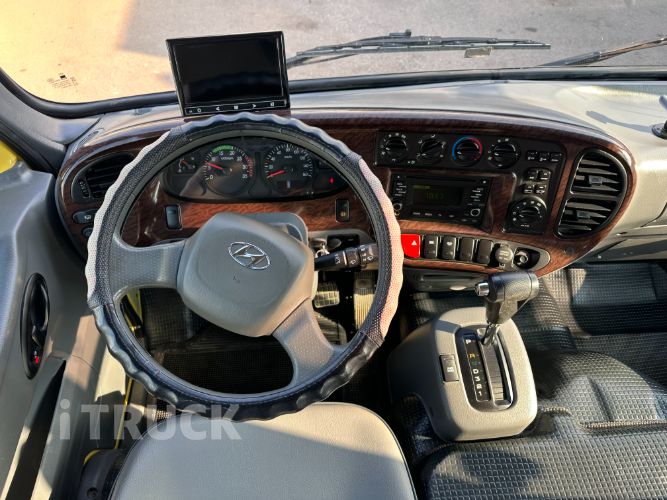 현대 버스 39인승 14