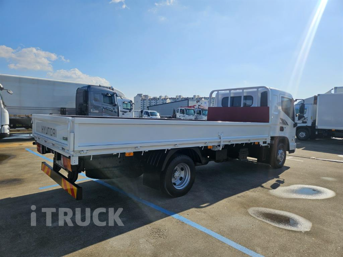 현대 올뉴마이티 3.5톤 카고 슈퍼캡 4