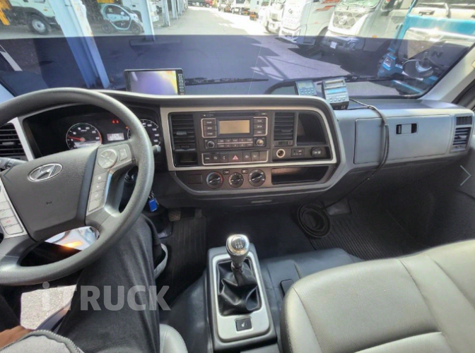 현대 올뉴마이티 3.5톤 냉동탑 11