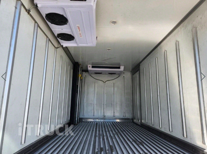 현대 올뉴마이티 2.5톤 광폭 냉동탑 10