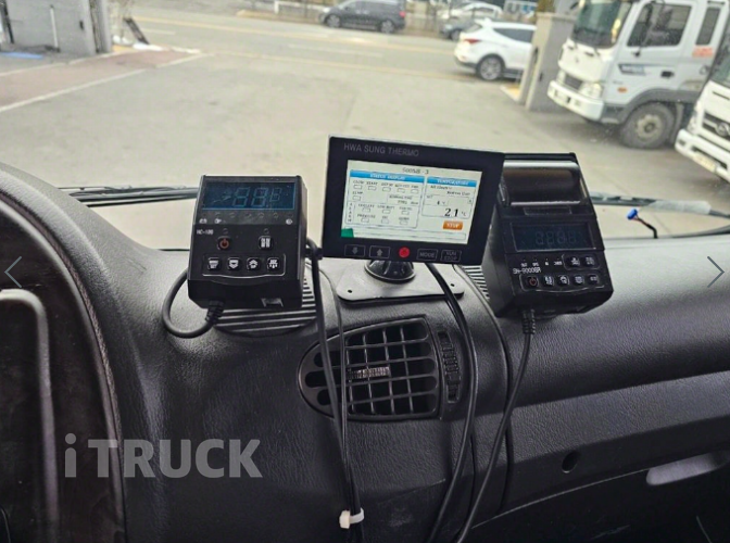 현대 메가트럭 280 단바리 냉동탑 5톤 수동 11