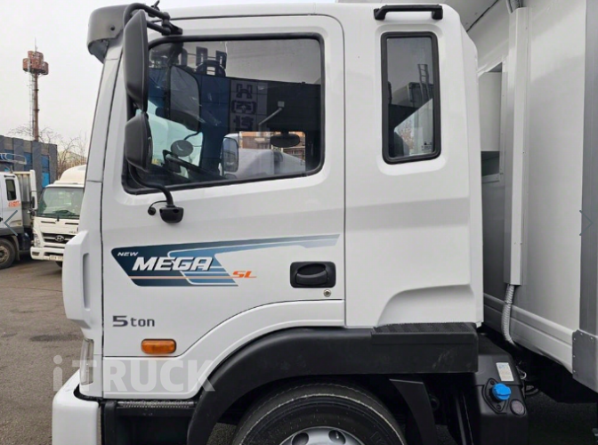 현대 메가트럭 280 단바리 냉동탑 5톤 수동 7