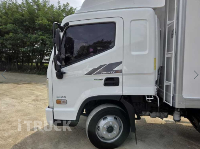 현대 올뉴마이티 2.5톤 냉동탑 11