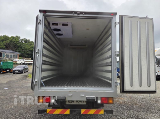 현대 올뉴마이티 2.5톤 냉동탑 8