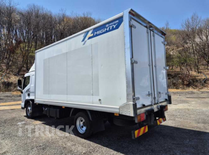 현대 올뉴마이티 3.5톤 냉동탑 2