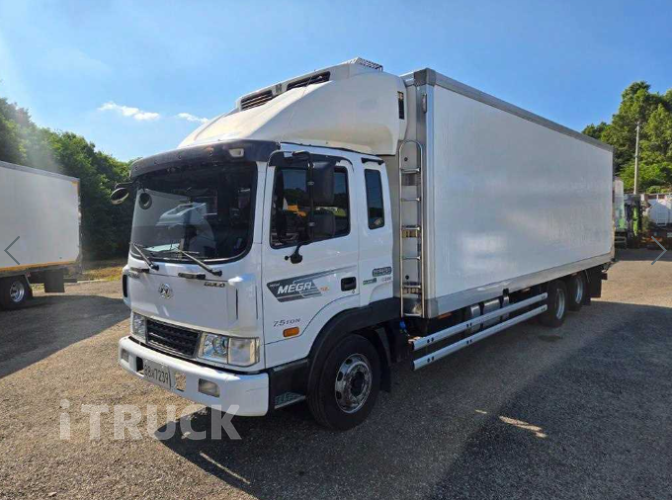 현대 메가트럭 280 후축 냉동탑 5톤 수동 0