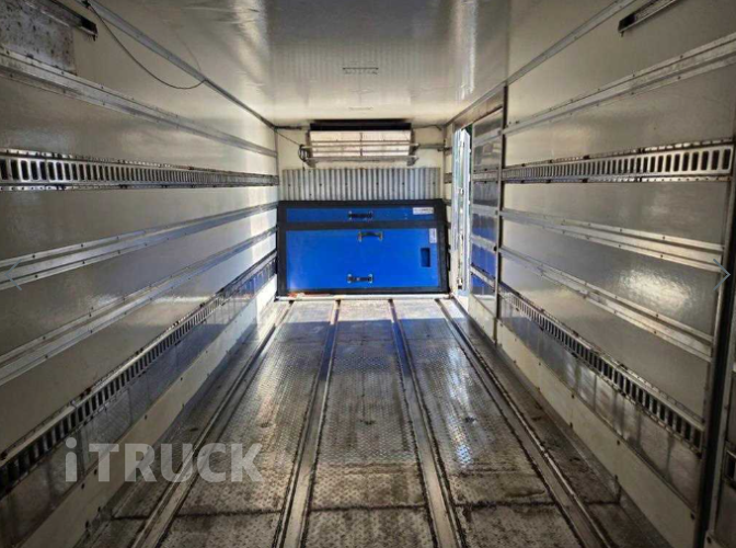 현대 메가트럭 280 후축 냉동탑 5톤 수동 8