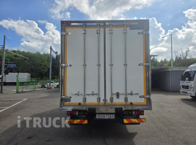 이스즈 엘프 3.5톤 냉동탑 7