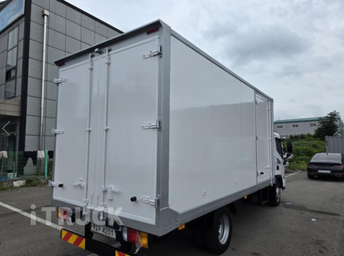 현대 올뉴마이티 3.5톤 냉동탑 2