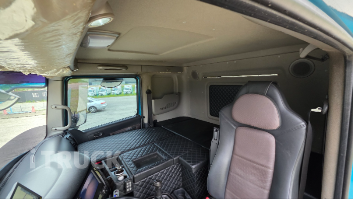 타타대우 프리마 320 후축 카고 8.5톤 수동 10