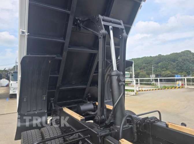 현대 메가트럭 화물덤프 5톤 13