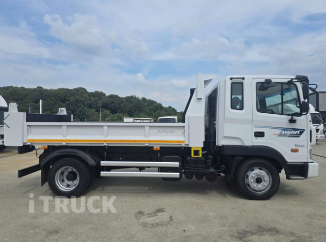 현대 메가트럭 화물덤프 5톤 2