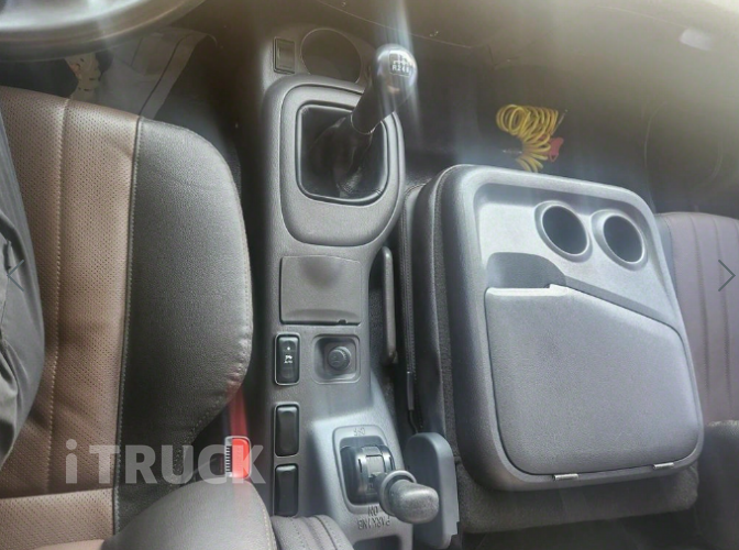 현대 메가트럭 280 단바리 윙바디 5톤 수동 11