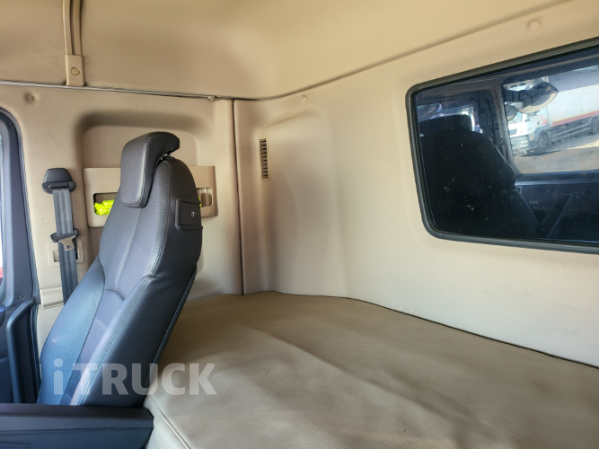 현대 우드칩 25톤 540 앞축 오토 12