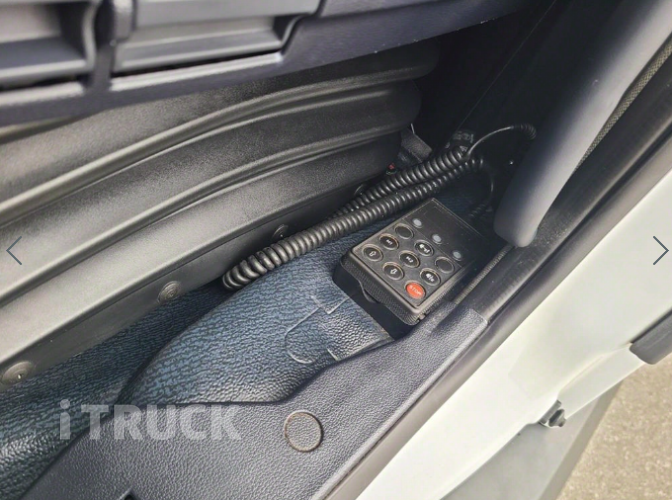 현대 파비스 300 단바리 윙바디 5톤 오토 13