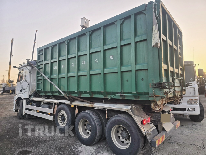 벤츠 아록스 암롤 24톤 오토 앞축 30루베 1