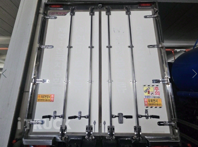 타타대우 노부스 280 후축 냉동탑 5톤 수동 4