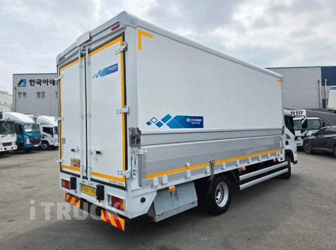 현대 올뉴마이티 3.5톤 광폭 윙바디 3