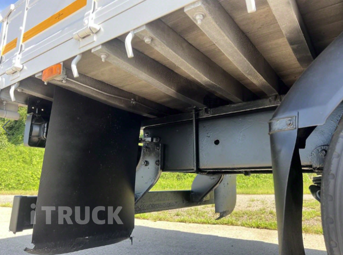 현대 메가트럭 와이드캡 300 후축 카고 5톤 수동 10