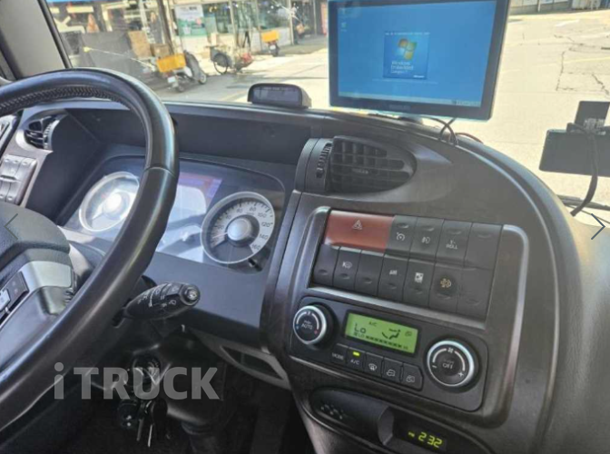 현대 메가트럭 280 단바리 카고 5톤 오토 10