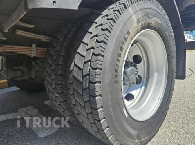 현대 메가트럭 280 단바리 카고 5톤 오토 18