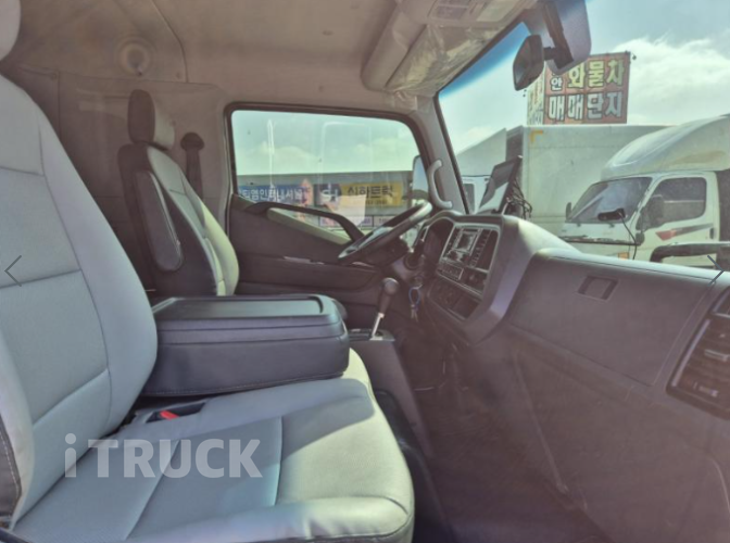 현대 올뉴마이티 3.5톤 광폭 카고 슈퍼캡 9