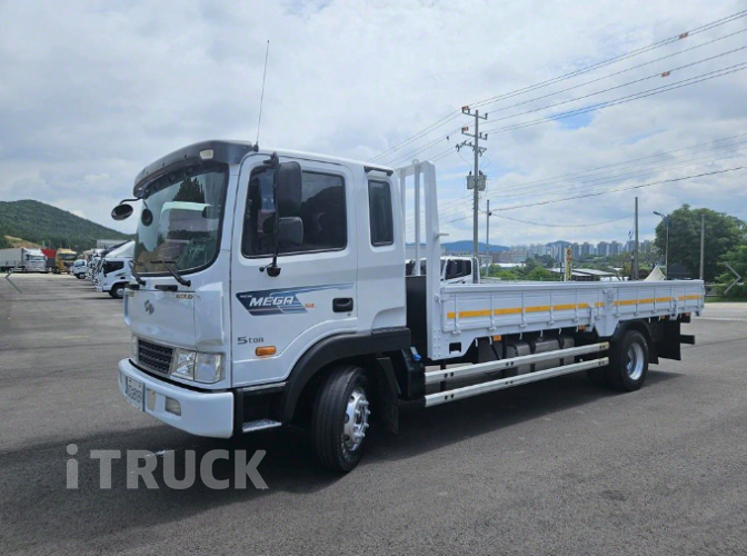 현대 메가트럭 280 단바리 카고 5톤 수동