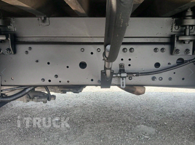 현대 메가트럭 280 앞축 카고 5톤 수동 8